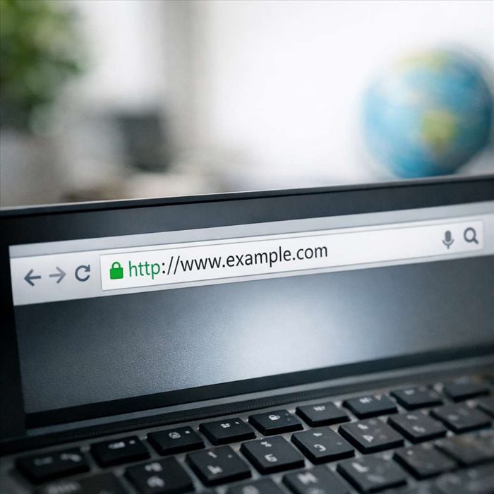 URL : signification, rôle et décryptage d’une adresse internet
